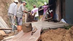 Tanah Longsor Menimpa Belasan Rumah di Kecamatan Selo dan Cepogo Boyolali