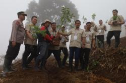 Gerindra Subang Tanam 1.000 Pohon untuk Peringati HUT ke-17