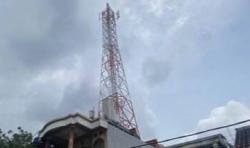 Warga Banjar Masin Way Kanan Keluhkan Pembangunan Tower Internet di Dekat Pemukiman