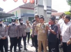 Pendemo di Jombang Tuding Dinas Pemberdayaan Masyarakat Desa Sarang Korupsi, Begini Responsnya