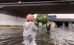 Bandung Diterjang Badai, Sejumlah Ruas Jalan Tergenang Banjir, Arus Lalu Lintas Padat Merayap