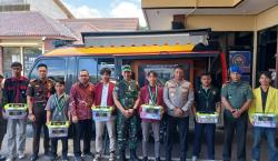 Baksos Polri Presisi, Polres Tasikmalaya Kota Bagikan Paket Sembako untuk Mahasiswa dan Warga