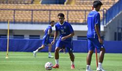 Sebulan Absen, Dimas Drajad Siap Comeback Bersama Persib