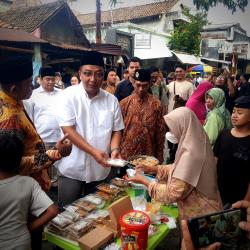 Semarak Ramadan, 130 Stand UMKM Ramaikan Trate Takjil Market Vol. 3