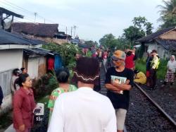 Tragis! Warga Warudoyong Tewas Mengenaskan Tertabrak KA Pangrango, Tubuhnya Terpental 20 Meter