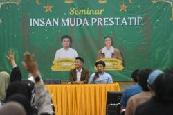 Dosen dan Mahasiswa Berprestasi Ini Ajak Anak Muda Optimistis Jelajahi Dunia untuk Membangun Bangsa