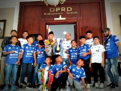 Wakil Ketua DPRD Gresik Lutfi Dhawam Dukung Akademi Grefoo Cetak Talenta Sepak Bola Muda