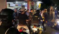 2 Kelompok Remaja Tawuran Saling Lempar Batu di Cicadas Bandung, 6 Orang Ditangkap Tim Prabu