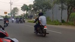 Polisi Kepung Arena Balap Liar di Kawasan Makam Gus Dur Jombang, 15 Motor Disita