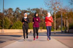 Wajib Tahu! 7 Tips Jogging saat Puasa agar Tetap Aman dan Sehat
