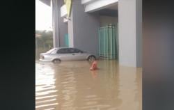 Laga Persija Vs PSIS Semarang Ditunda, Ini Penampakan Stadion Patriot yang Terendam Banjir