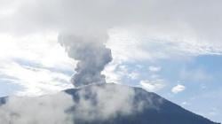 Erupsi Gunung Marapi di Sumatera Barat, Warga Dengar Dentuman Kuat