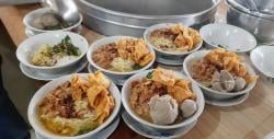 12 Rekomendasi Warung Bakso Enak di Depok, Alternatif Menu Buka Puasa