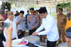 Wakil Wali Kota Lhokseumawe, Husaini : Ini Keberkahan 14 Tahun Tradisi Pembagian Kanji Rumbi Gratis