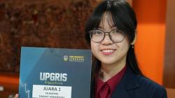 Angelica Terpilih Sebagai Mahasiswi Berprestasi UPGRIS 2025