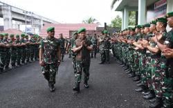 Tiba di Makorem 044/Gapo, Pangdam II/Swj Mayjen TNI Ujang Darwis Terkenang Masa kecil di Palembang 