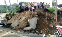 Banjir dan Longsor Sukabumi: Satu Korban Meninggal Ditemukan, 7 Orang Hilang Masih Dicari