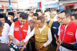 Jelang Idul Fitri 1446 H, Menteri ESDM Tinjau Kesiapan Distribusi BBM dan LPG di Baubau