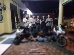 Polsek Binong dan Polsek Patokbeusi Amankan Belasan Remaja yang Diduga Akan Tawuran Perang Sarung