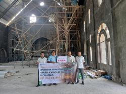 Pegadaian Area Ende Salurkan Bantuan CSR untuk Pembangunan Gereja Katolik Santa Maria Worhonio