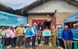 Terangi Ramadhan, PLN Cikarang dan Cikarang Listrindo Berikan Sambungan Listrik Gratis ke 100 Rumah