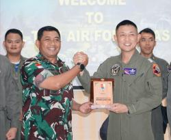 Pesawat Militer Thailand Transit di Kupang, Bersiap Ikuti Latihan Bersama di Australia