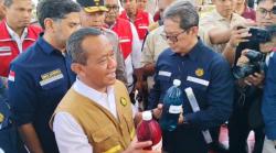 Menteri ESDM Bahlil Tinjau Terminal BBM Tanjung Gerem, Pastikan Stok Aman Jelang Mudik Lebaran