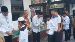 Ramadhan Berbagi, Kantor Imigrasi Pemalang Bagi Takjil dan Santuni Anak Yatim Piatu