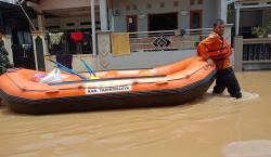 Diguyur Hujan Deras, Ribuan Rumah di Sukaresik Tasikmalaya Terendam Banjir