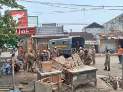 Pasar Semampir Mulai Ditata Ulang, Pedagang Yang Melanggar Mulai Ditertibkan