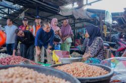 Harga Cabai di NTB Turun Drastis, Gubernur Iqbal: Dari Rp200.000 Jadi Rp105.000/Kg