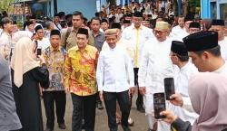 Bahlil Kunjungi Ponpes Darussalam Ciamis, Dorong Santri jadi Pengusaha Mandiri