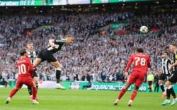 Taklukkan Liverpool 2-1, Newcastle United Juara Piala Liga Inggris 2024-2025