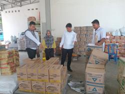 Tipidter Polres Lampung Utara Sidak Kesejumlah Distributor dan Pengecer Minyak Kita di Kotabumi