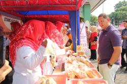 Sediakan Harga Bahan Pokok Terjangkau, Dharma Wanita Dindik Jatim Gelar Bazar-Pasar Murah Ramadan