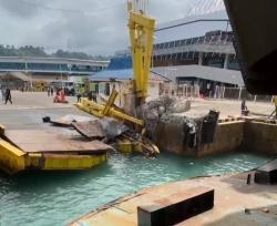 Terjadi lnsiden, Dermaga 6 di Pelabuhan Merak Tertabrak Kapal KMP Port Link 3