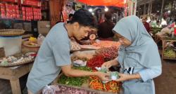 Harga Cabai di Pandeglang Melonjak! Cabai Rawit Oranye Tembus Rp100 Ribu per Kilogram