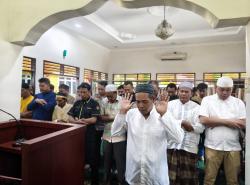 Polres Pelabuhan Belawan Gelar Sholat Ghaib untuk Anggota Polri yang Gugur di Way Kanan 