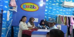 Puluhan Anak Yatim dan Dhuafa Belanja Gratis Baju Lebaran di Toko Kenzke Kendal
