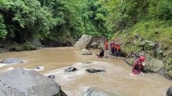 Hari Kelima Pencarian Bocah Tenggelam, Tim SAR Sisir Sungai Kuningan-Cirebon