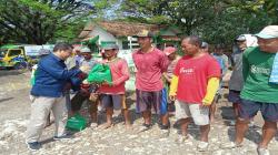 Perhutani KPH Gundih Bagi-Bagi Ratusan Paket Sembako Kepada Tenaga Kerja Non Karyawan