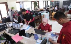 Kejati Obrak-Abrik Kantor Dindik Jatim, Usut Dugaan Korupsi Dana Hibah SMK Rp65 Miliar