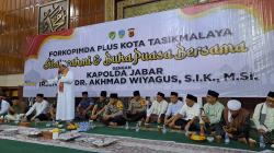 Silaturahmi dan Buka Bersama Kapolda Jabar dengan Forkopimda Plus di Masjid Agung Kota Tasikmalaya