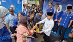 Berbagi PAN-gan: PAN Bantu Rakyat Salurkan Minyak Goreng dan Takjil di Bandung, Warga Antusias