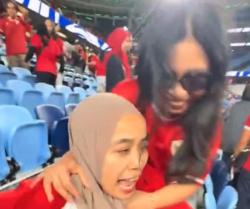 Viral, Perempuan Ini Kesurupan usai Timnas Dibantai Australia: Pulangkan Kluivert, Kembalikan STY!