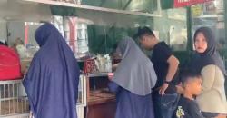 Jelang Lebaran, Warga Serang Padati Toko Emas di Pasar Lama! Harga Naik, Tetap Ramai