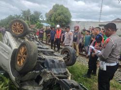 Minibus Tertabrak Kereta Api di Asahan, Satu Keluarga Tewas 