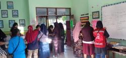 Banjir di Banjarsari, PMI Solo Dirikan Dapur Umum di SD Sambirejo