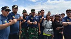 Dukung Program Prabowo Subianto, Kodam I/BB Bersih-Bersih Danau Toba dan Gelar Pengobatan Gratis