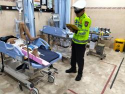 Tabrakan Truk Vs Motor di Waru Sidoarjo, Pengendara Motor Kritis
